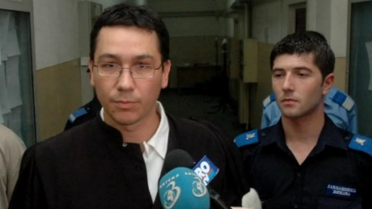 PNL, șah la Victor Ponta. Decanul Baroului București, care îi poate retrage calitatea de avocat, s-a înscris în PNL