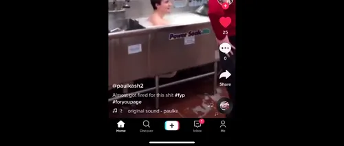 VIDEO | Angajat la fast food, filmat în timp ce se spală în chiuveta restaurantului: Mă bucur de viață. Mă simt ca într-o cadă cu apă fierbinte