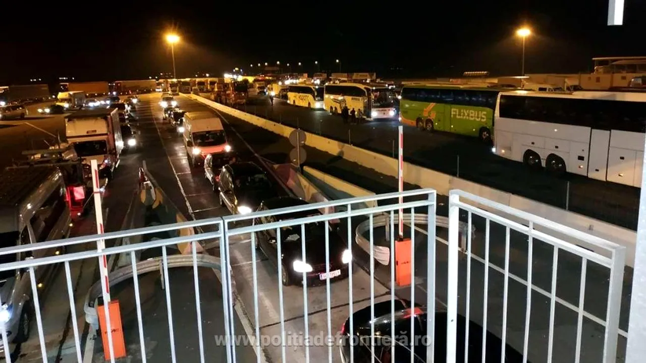 FRONTIERĂ DESCHISĂ TEMPORAR. Românii pot tranzita Ungaria zilnic, timp de opt ore. Măsuri pentru eliminarea blocajului de la intrarea în țară