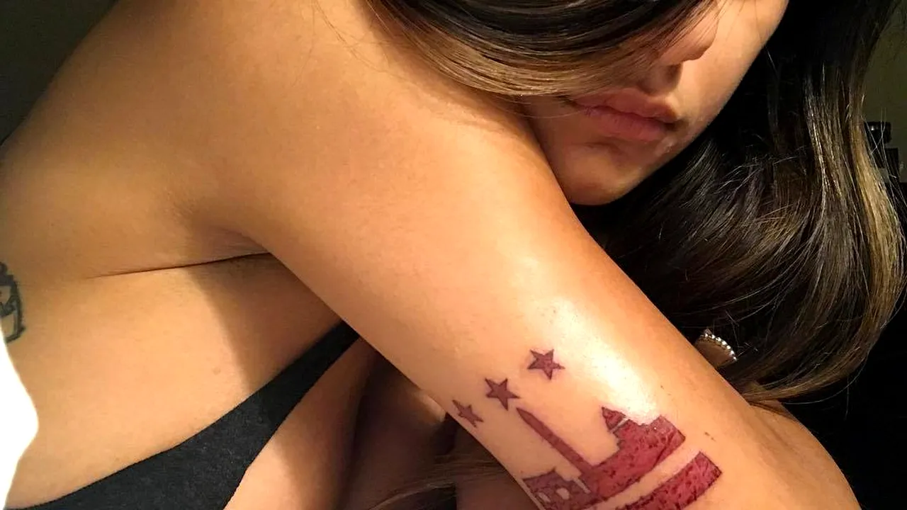 O actriță de filme pentru adulți, amenințată de ISIS. Dacă o prind va fi decapitată. Galerie foto incendiară
