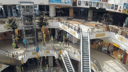 CORONAVIRUS. Alte două mall-uri din Capitală modifică programul de funcționare