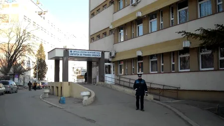 Un pacient, găsit spânzurat cu un cearșaf într-o toaletă a Spitalului de Urgență Bacău