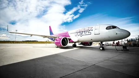 Wizz Air roagă clienții să ajungă la aeroport cu cel puțin trei ore înainte de zborurile programate vineri. Mai multe servicii online nu funcționează