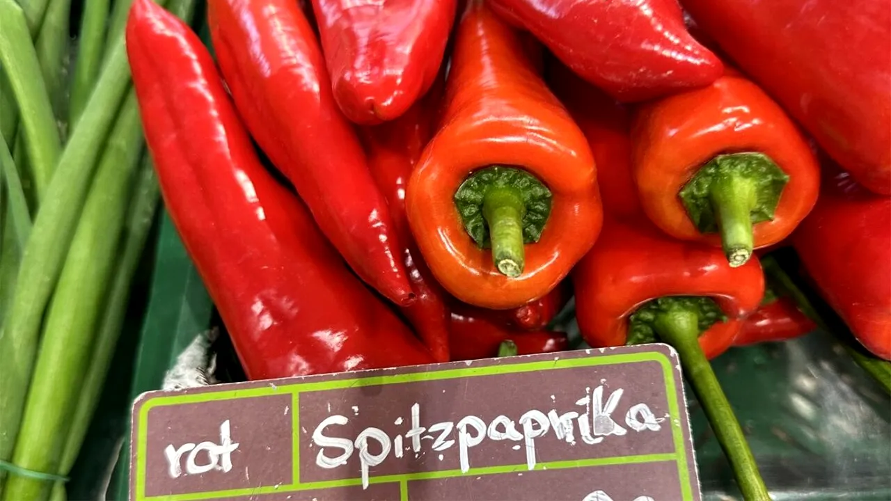 Prețul e gigantic! Cu câți bani se vinde un kilogram de ardei kapia într-un supermarket din Germania