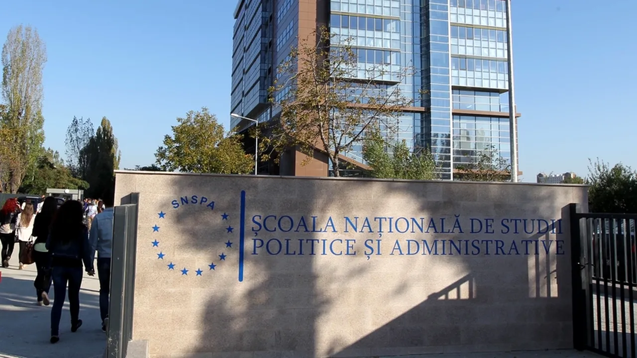 Admiterea 2022 la SNSPA se va desfășura online. Când te poți înscrie la prima sesiune de pretestare