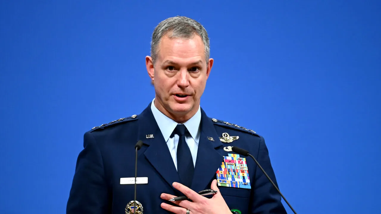 Comandantul suprem al NATO în Europa avertizează Rusia: „Suntem pregătiți să acționăm. Trebuie să ne asigurăm că nimeni nu ne poate amenința”