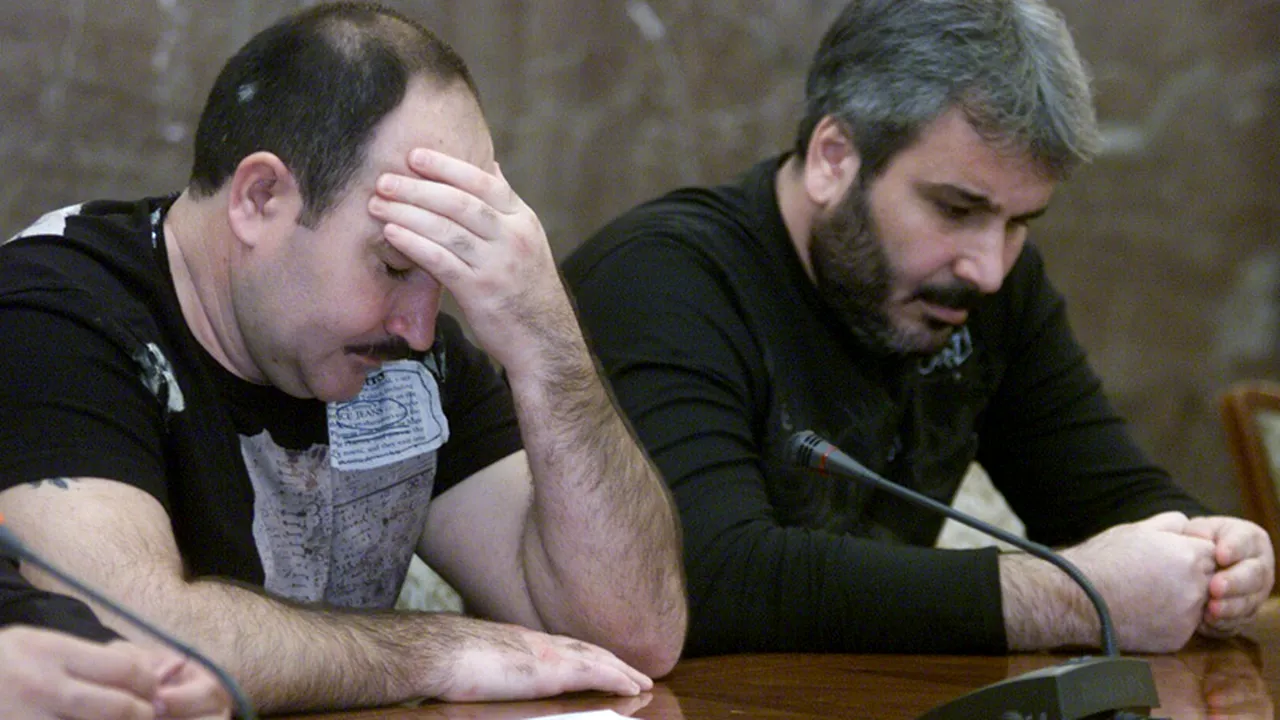 Sile și Nuțu Cămătaru, ridicați de Poliție, după o ACȚIUNE DE AMPLOARE. 11 interlopi au fost reținuți - UPDATE