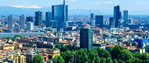 CE critică politicile economice ale unor state din zona euro, în principal ale Italiei și Franței. Probleme și pentru Austria, Belgia, Portugalia sau Slovenia
