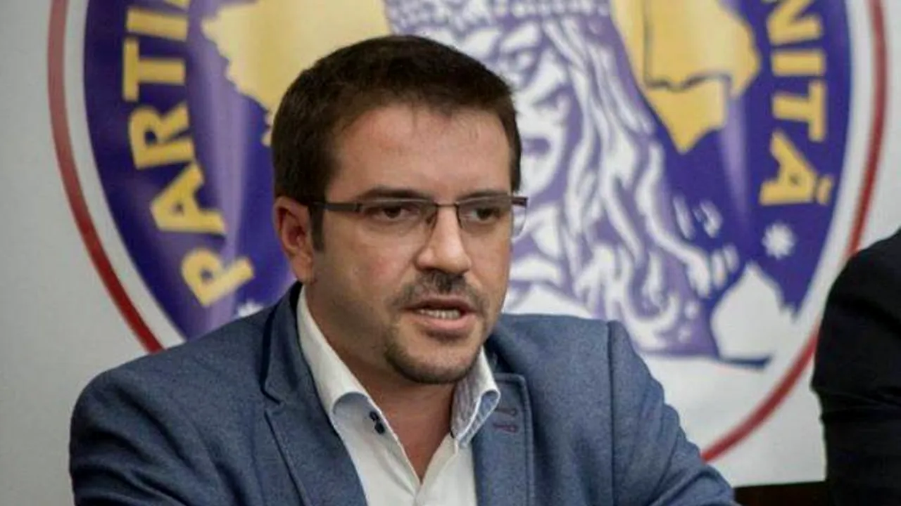 Tentativa PRU de a avea grup parlamentar, contestată: 