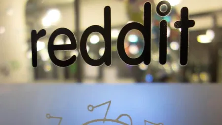 Un fost angajat Reddit s-a plâns pe platforma Reddit  că a fost concediat. În conversație a intrat și fostul șef. Ce a urmat după
