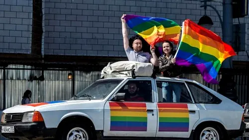 Slovenia permite căsătoriile gay. Prima nuntă are loc sâmbătă, între două fete