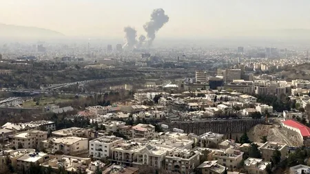 Iranul ripostează cu rachete asupra Israelului. Armata Isrealiană: „Cetățenii să intre într-un spațiu protejat“. Alarmele au sunat în Tel Aviv