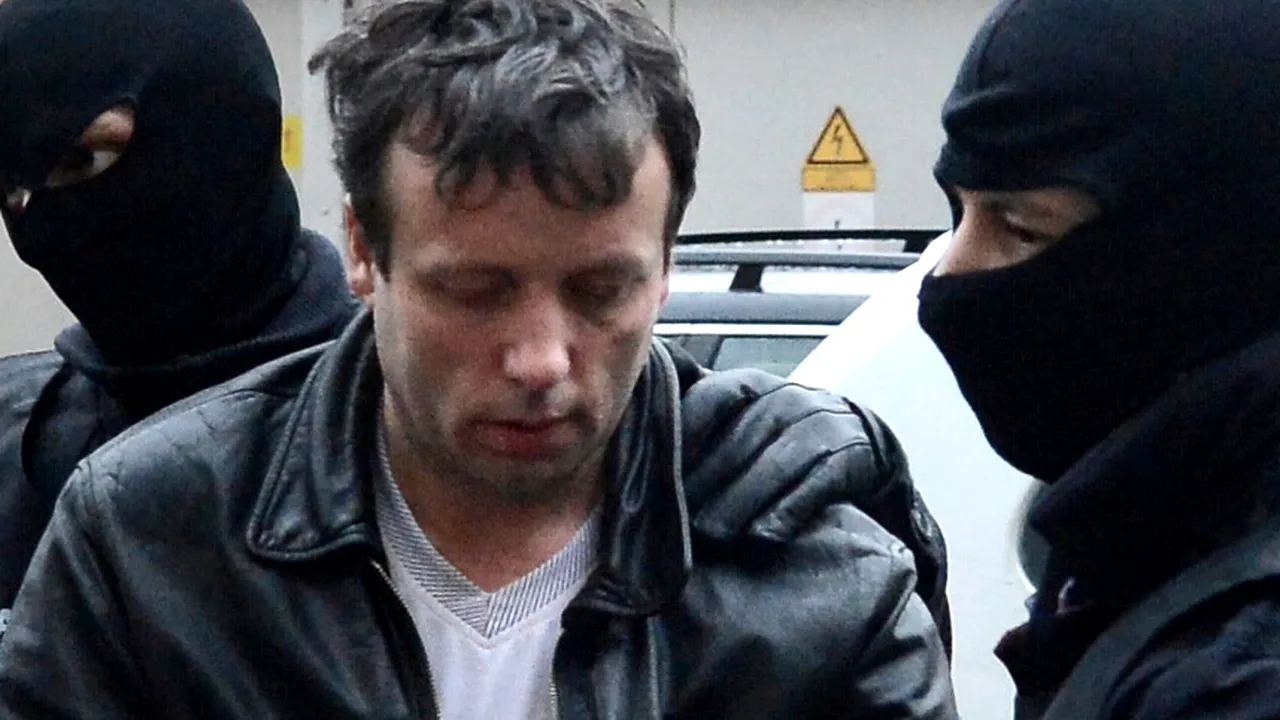 Hackerul Guccifer cere contopirea pedepselor din SUA și România