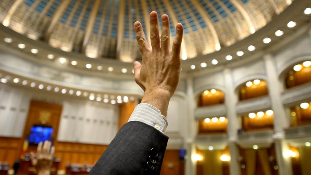 Pensiile primarilor ar putea ajunge la Curtea Constituțională