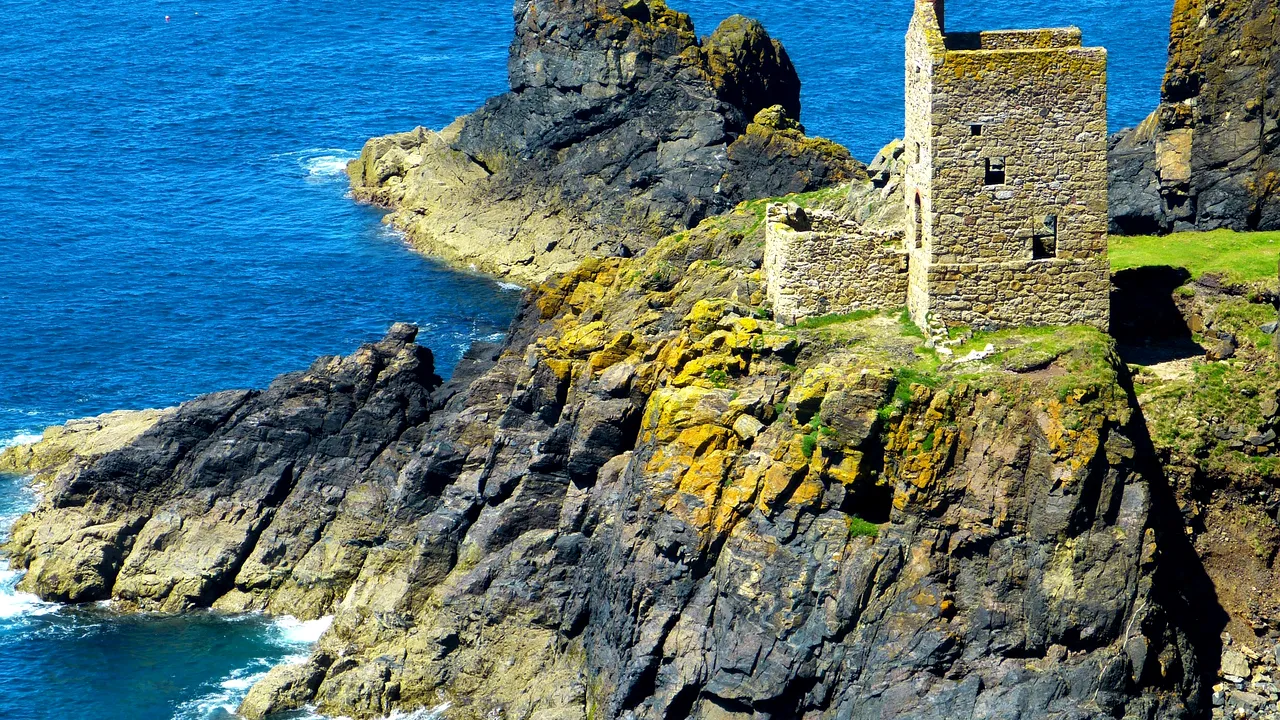 Idei de vacanțe în 2019: Patru destinații care merită vizitate în luna aprilie