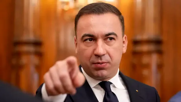 Ministrul Energiei nu va fi prezent luni la „Ora Guvernului”. Bogdan Ivan a cerut ca dezbaterea să fie reprogramată
