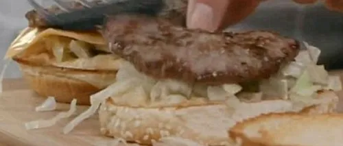 VIDEO: Cum să îți prepari acasă un Big Mac