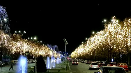 VIDEO | S-au aprins luminițele de Crăciun în Capitală. Care sunt arterele iluminate festiv în acest an