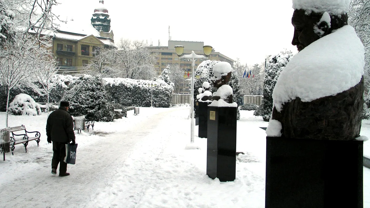 RO-Alert! Stați în case, evitați deplasările! ANM a emis mai multe coduri nowcasting de Cod portocaliu de vânt puternic