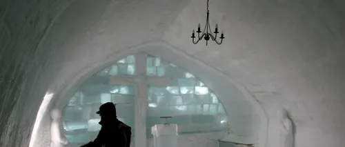 Douăzeci de turiști străini vor petrece Revelionul la restaurantul de gheață de la Bâlea Lac