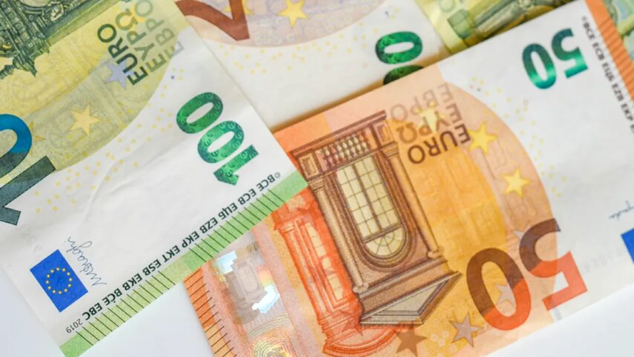 Motivul pentru care o companie oferă tututor angajaţilor săi prime de aproape 15.000 de euro. „Este corect să le împărtășim cu toții”