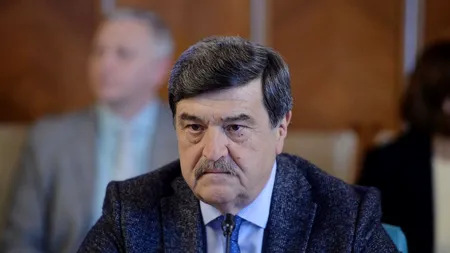 Fost judecător CCR: Asumarea răspunderii, jumătatea drumului între OUG și proiect de lege 