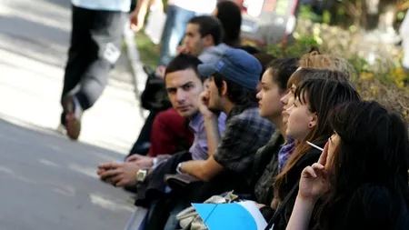 Abandonul școlar în România: Aproape 300.000 de tineri părăsesc școala înainte de vreme. 75.000 dintre ei nici nu vor să muncească