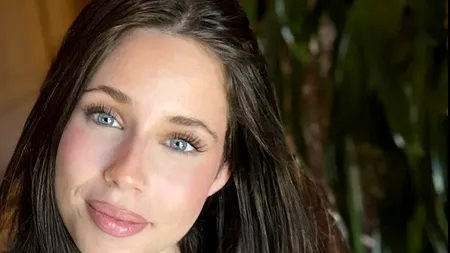 Ce spune Violeta despre părinții ei celebri. ”Sunt atât de MÂNDRĂ să fiu fiica lui Ștefan Bănică și a Andreei Marin”