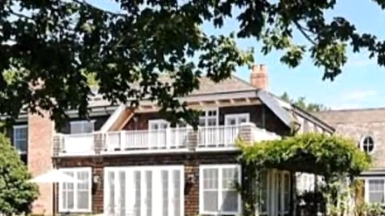 Câte zeci de milioane de dolari a plătit șeful Goldman Sachs pentru casa de weekend din Hamptons 