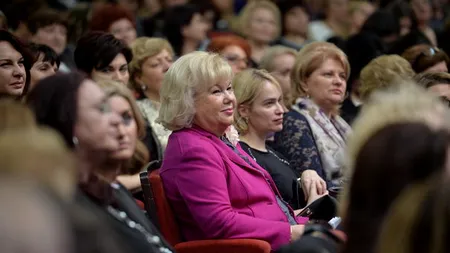 Senatul RESPINGE proiectul privind parteneriatul civil. Ce DREPTURI privind exercitarea TUTELEI PĂRINTEȘTI ar fi avut cuplurile 