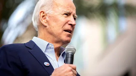 „Joe Biden este un impostor care poartă mască”. Teoria CONSPIRAȚIEI care câștigă popularitate pe rețelele de socializare printre „Trumpiști”