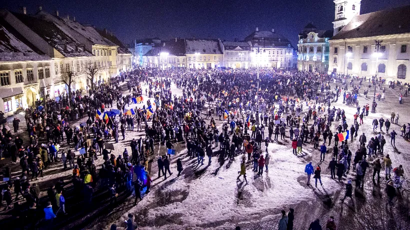 Peste 10.000 de protestatari în Sibiu, Timișoara și Cluj Napoca