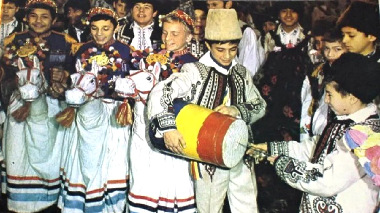 Urări de Anul Nou. PLUGUȘORUL