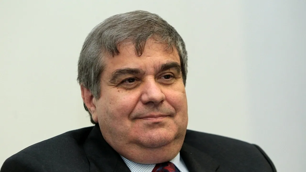 Unul dintre fiii fostului prefect de Iași Neculai Apostol, lovit cu o bâtă de doi bărbați cu cagule