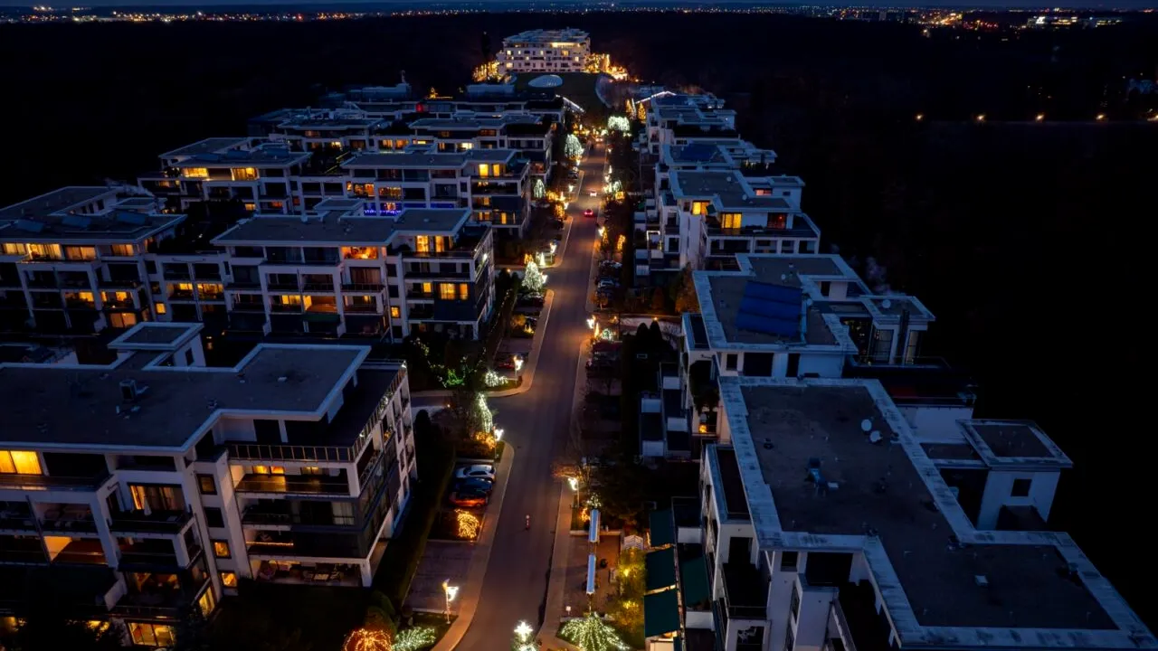 (P) Sărbătorile de iarnă în universul Stejarii: tărâmul feeric unde rafinamentul întâlnește magia sezonului