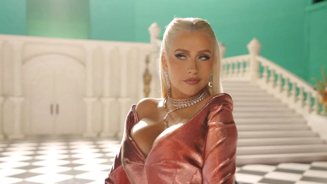 Cum a reușit Christina Aguilera să dea jos 20 de kilograme în doar CINCI luni. Ce a mâncat zilnic
