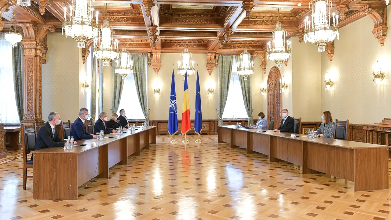Klaus Iohannis convoacă a doua rundă de consultări pentru formarea unui nou Guvern. Care este procedura în această situație