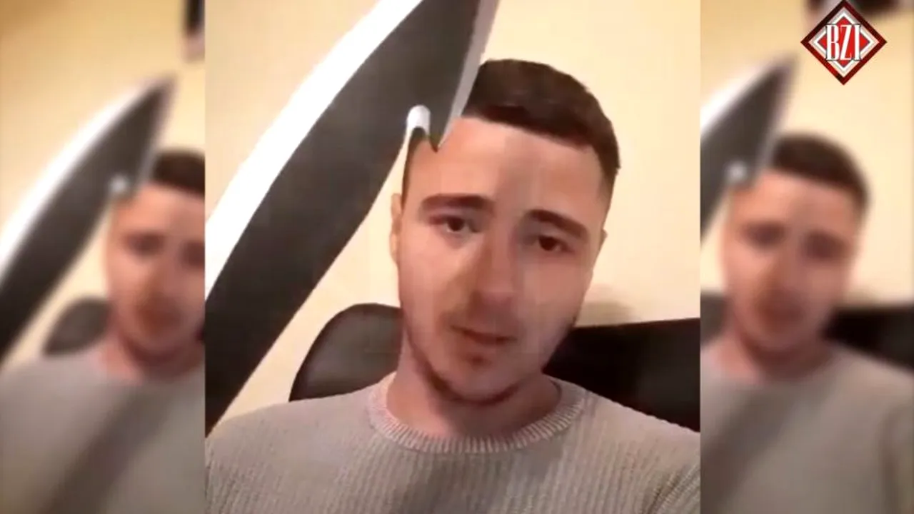 ȘOCANT. Un student din Iași își amenință profesorul cu moartea: „Ai grijă cum te uiți pe temele alea. Îți tai capul cu acest cuțit de cinci kile” (VIDEO)