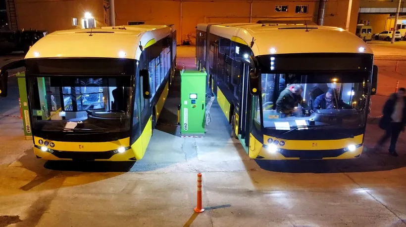 Primele autobuze electrice turcești au sosit la Timișoara. Primăria plătește 40 de milioane de euro pe 44 de vehicule