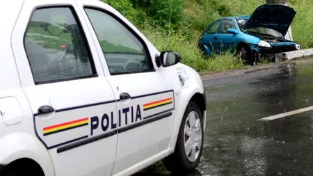 Un cameraman care filma un accident a murit lovit de o mașină scăpată de sub control