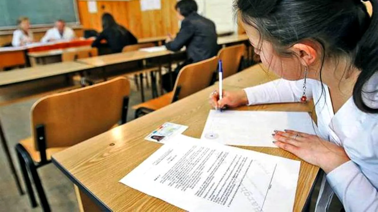 Subiecte Simulare Bacalaureat 2015 Matematică, pe Edu.ro. Clasa a XI-a, profil Mate - Info, Tehnologic, Științele Naturii, Pedagogic