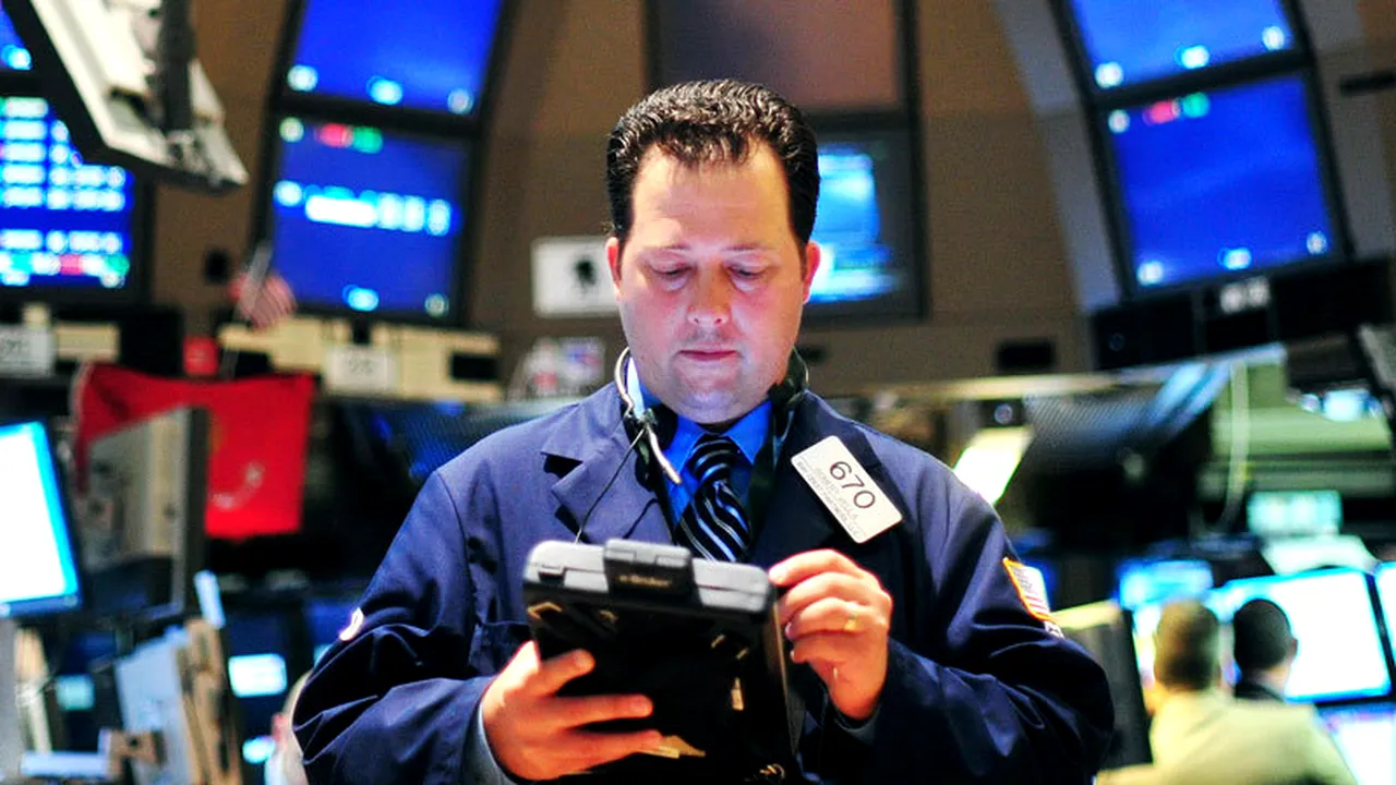 Bursele mondiale urcă pentru a șaptea zi, consecutiv. Bitcoin depășește un nou prag și se apropie de un nivel psihologic