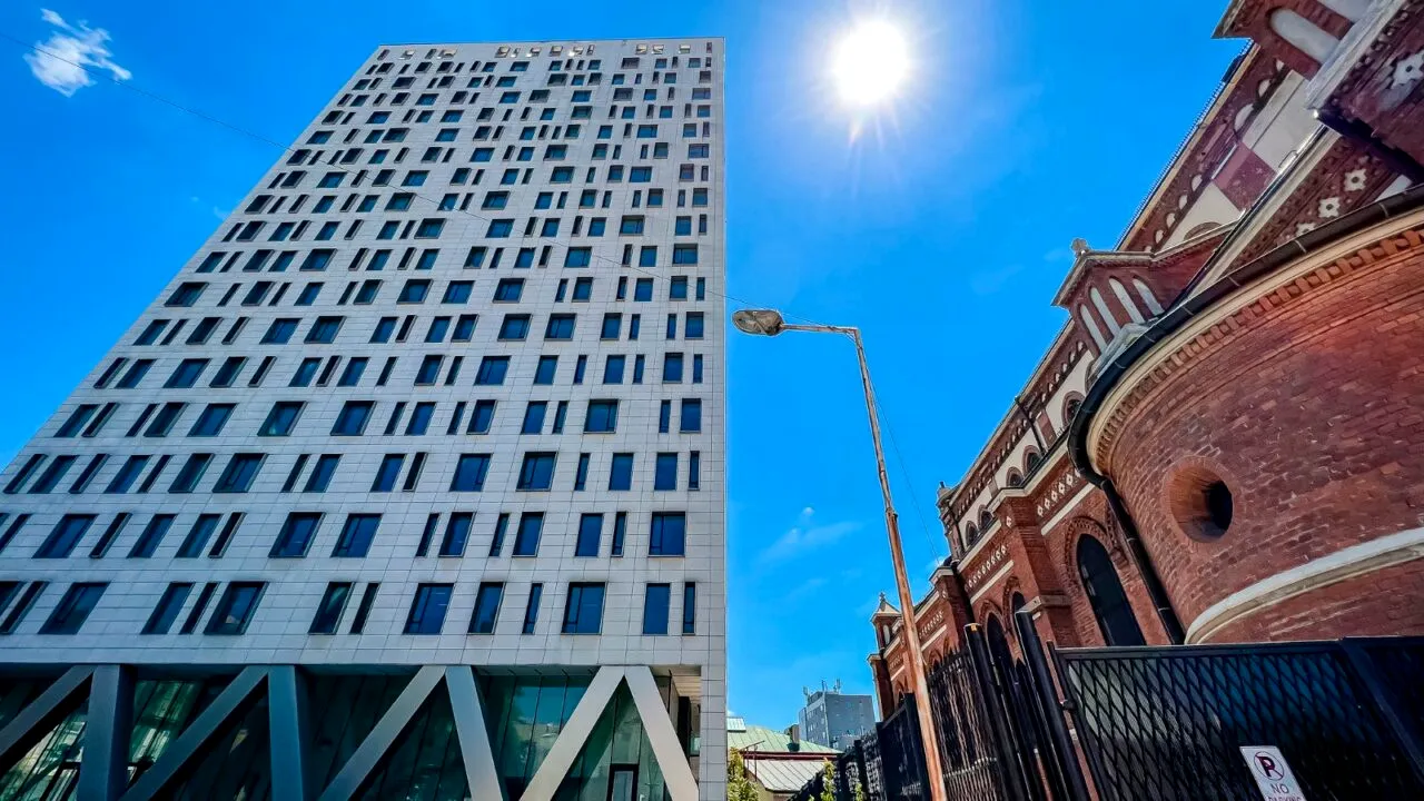 DOCUMENT - Nicuşor Dan: „Am semnat dispoziţia de demolare pentru Cathedral Plaza” / Cine va suporta cheluielile