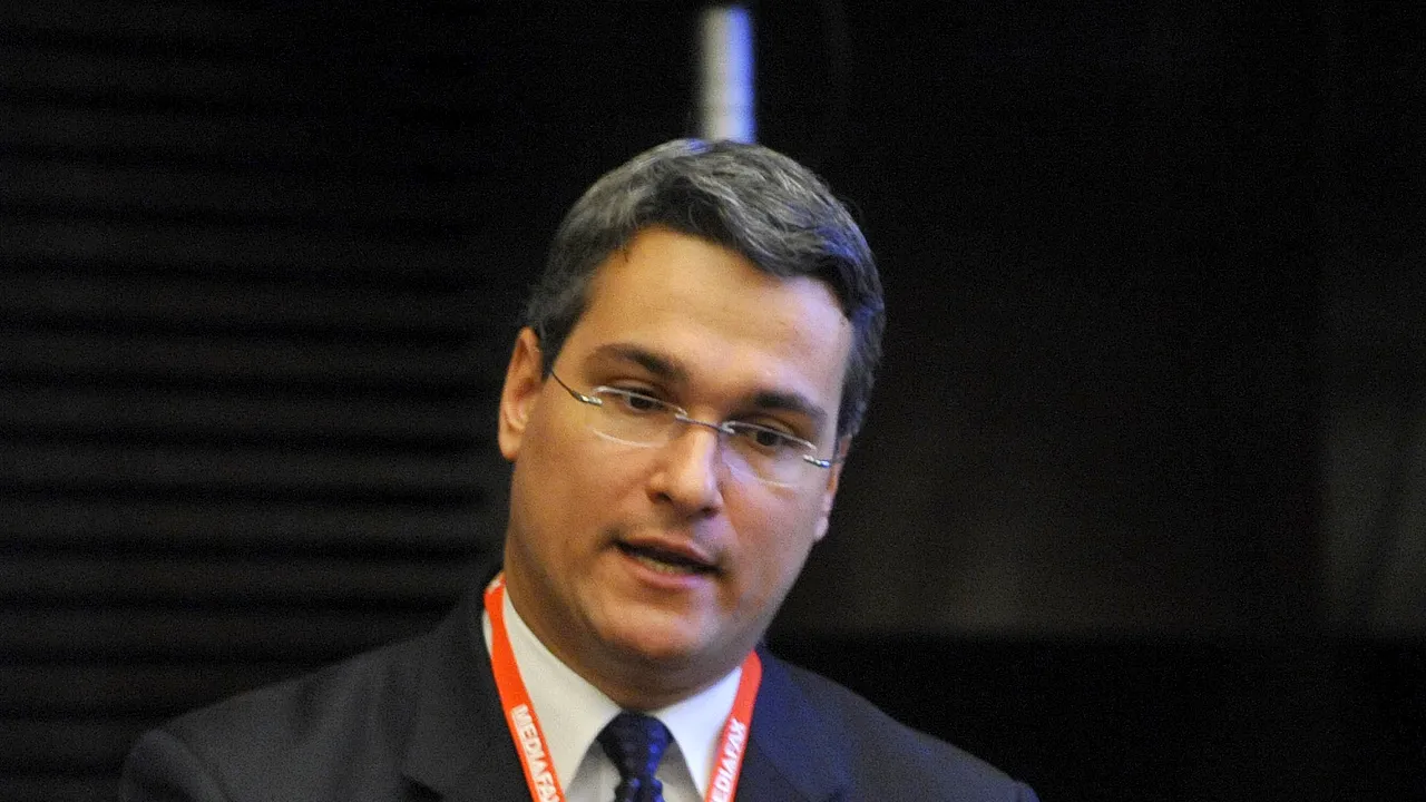 Ministrul Muncii avertizează ce riscă România după adoptarea legii privind pensiile aleșilor locali 