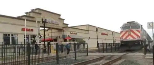 VIDEO. Incident într-o gară din SUA. Un bărbat a păcălit moartea 