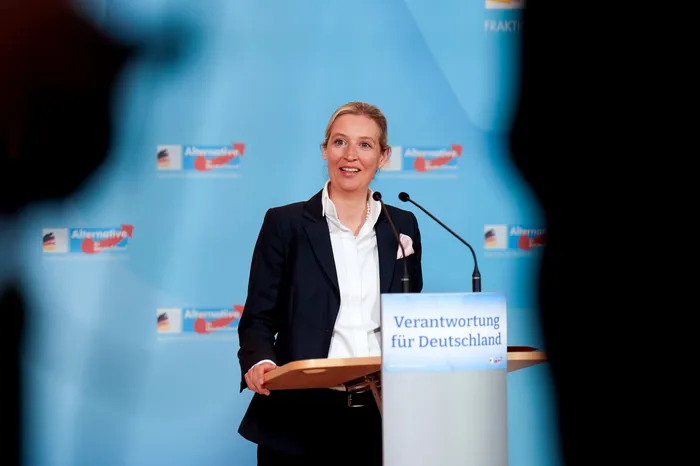 B&#259;taie &icirc;n Germania &icirc;ntre sus&#539;in&#259;torii AfD &#537;i contestatari l&acirc;ng&#259; un eveniment organizat de Alice Weidel. Au fost ataca&#539;i jurnali&#537;ti &#537;i politicieni