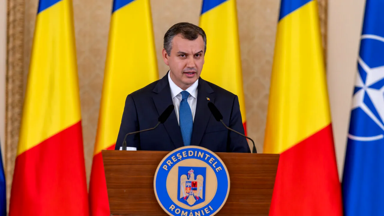 Premierul desemnat Eugen Tomac începe luni consultările pentru formarea Guvernului. Discuţii cu PNL, USR şi PSD