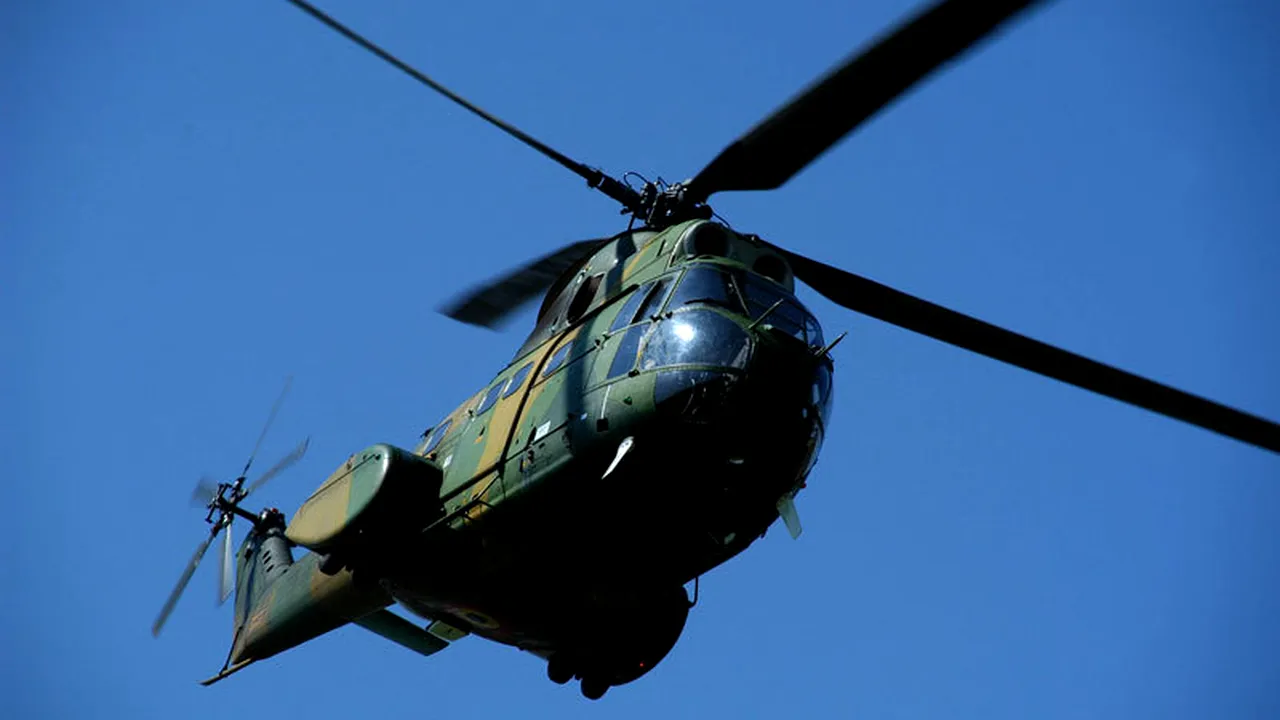 ELICOPTER MILITAR PRĂBUȘIT în Buzău. Patru persoane au murit