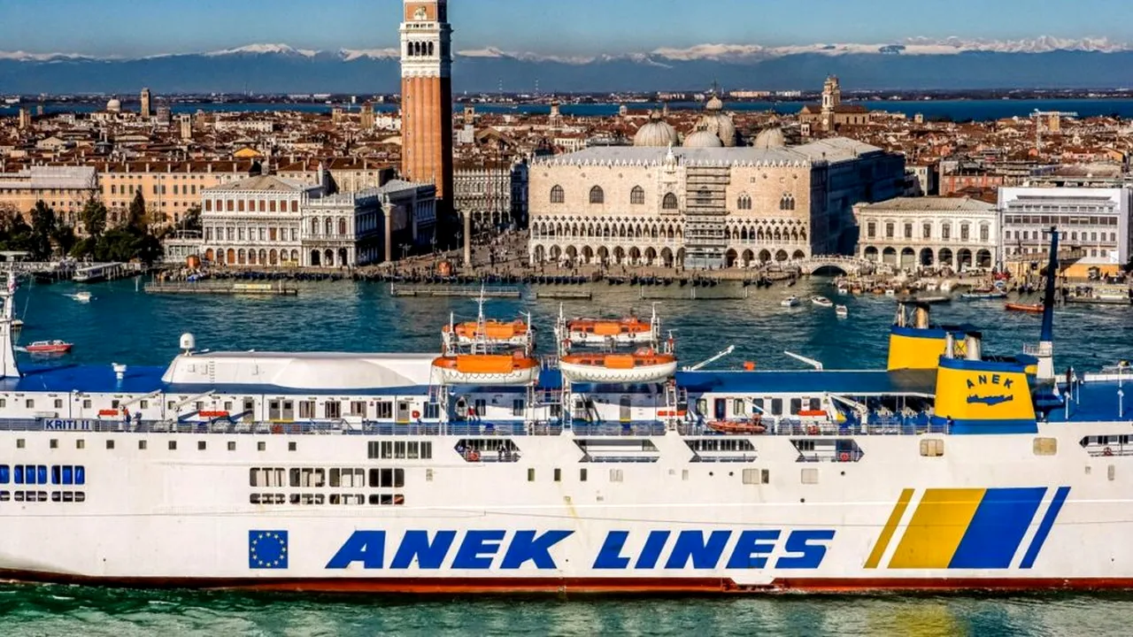 Top cinci destinaţii romantice europene pentru luna februarie