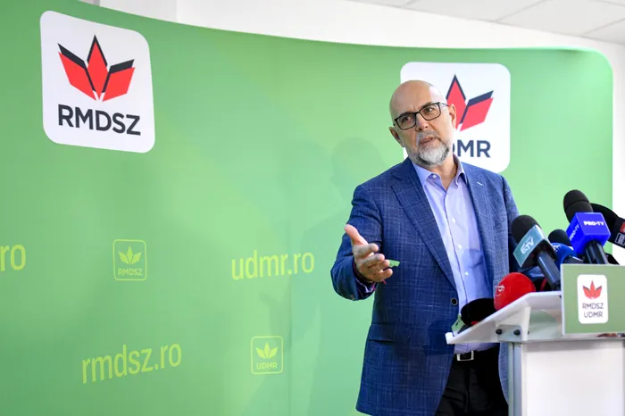 Kelemen Hunor, reacție după eșecul Cabinetului Veștea. Ce spune despre partidul lui George Simion „Au început să transforme AUR într-o forță capabilă să guverneze”